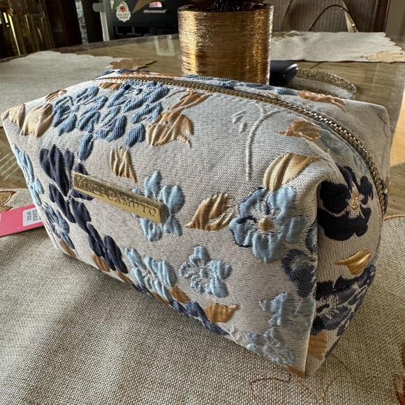 Vince Camuto Makeup Bag NWT - Picture 2 of 12